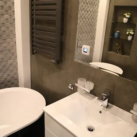 アパート The Palazzo *